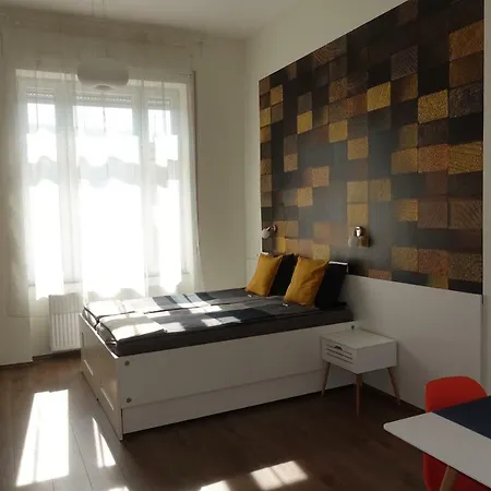 Apartment Frank & Fang Mk7