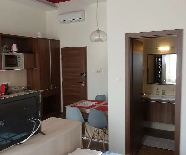 アパート Frank & Fang Mk7