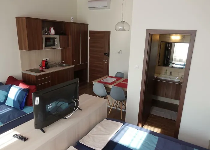 Frank & Fang Mk7 * ブダペスト