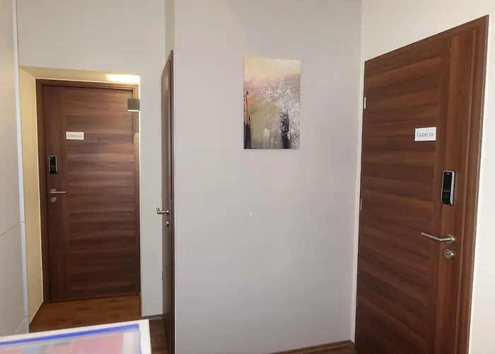 Frank & Fang Mk7 アパート *