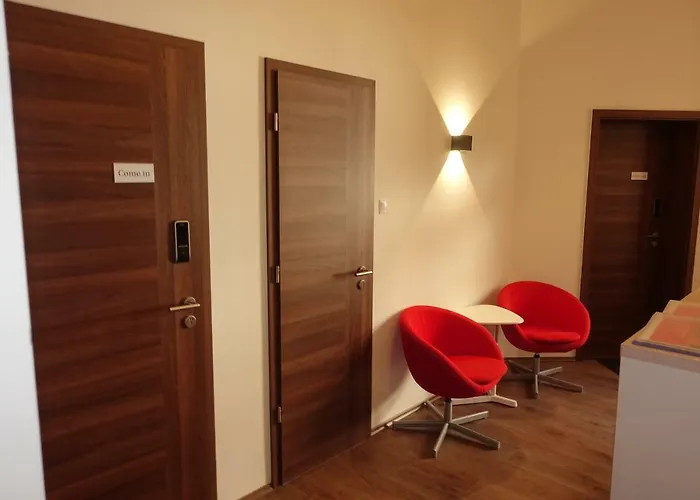 Frank & Fang Mk7 * ブダペスト