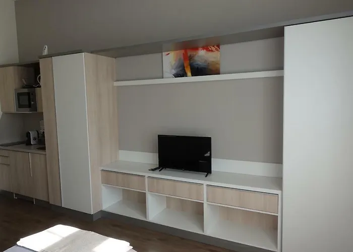 Frank & Fang Mk7 アパート