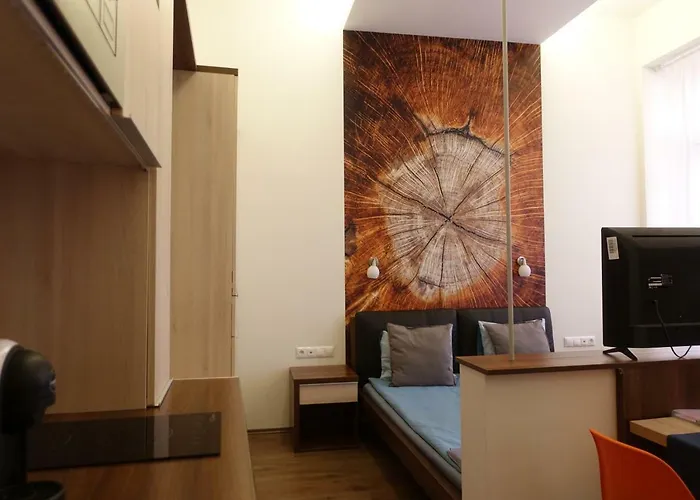 Frank & Fang Mk7 * ブダペスト