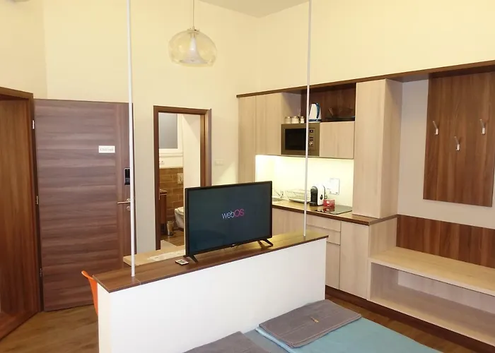 Frank & Fang Mk7 アパート *