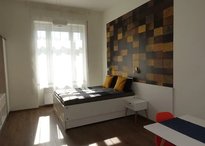 アパート Frank & Fang Mk7