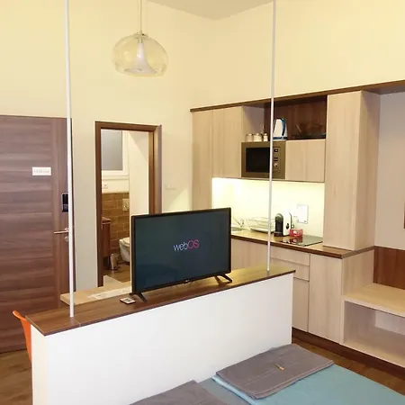 Frank & Fang Mk7 Apartman *